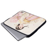 Elegante Frau in Golden Hanbok mit Cherry Blossom Laptopschutzhülle (Vorne Knopf)