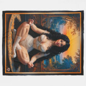 Elegante Frau in meditativer Harmonie von Xzendor7 Fleecedecke (Vorderseite (Horizontal))