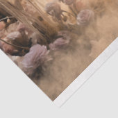 Elegante Frau und Sonnenschirm, Rosa Wild Florals Seidenpapier (Ausschnitt)