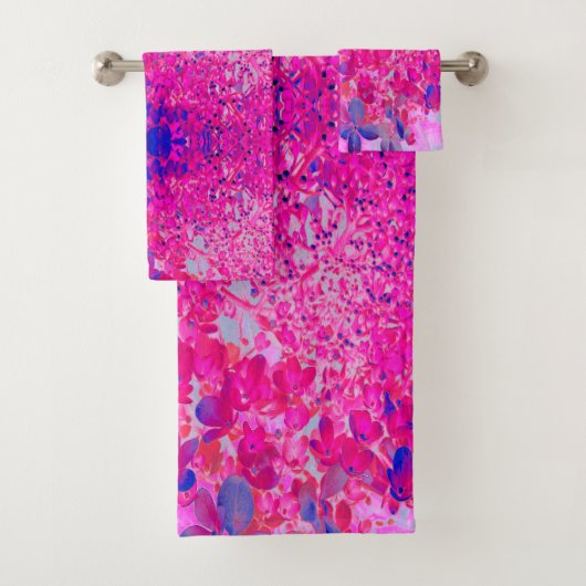 Elegante Fuchsia und dunkelblaue Limelight Hydrang Badhandtuch Set (Insitu)