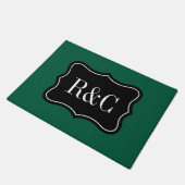 Elegante Fußmatte mit Halterahmen-Monogramm (Schrägansicht)