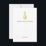 Elegante Gold Ananas Beratung für die Braut Hinweiskarte<br><div class="desc">Diese stylischen Brautparty "Ratschläge für die Braut" Karten zeigen ein Imitat goldene Ananas auf weißem Hintergrund. Auf der Kartenrückseite sind die Goldstreifen der Imitate zugeordnet. Sie können diese jedoch entfernen und das hintere Leerzeichen verlassen, wenn Sie möchten, indem Sie das Element anpassen. Bitte kontaktieren Sie mich, wenn Sie Hilfe benötigen....</div>