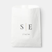 Elegante Gold Black Monogram Wedding Geschenktütchen (Vorderseite)