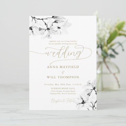 Elegante Gold Calligraphy Classic Magnolia Wedding Einladung (Stehend Vorderseite)