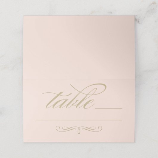Elegante Gold Calligraphy Script Wedding Table Platzkarte (Außenseite Aufgefaltet)