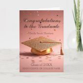 Elegante Gold Graduation Cap mit Confetti auf Rosa Karte (Vorderseite)