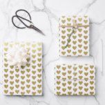 Elegante Gold Hearts Pattern Wedding Geschenkpapier Set<br><div class="desc">Hochzeitsgeschenke in einem Imitat mit goldenem Herzblattmuster machen eine phantastische Präsentation. Ideal für Neuvermählte,  Brautpartys,  Polterabende,  neue Zuhause,  Verlobung Duschen,  Valentinstag und vieles mehr.</div>
