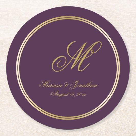 Elegante Gold Monogram Script Plum Lila Wedding Runder Pappuntersetzer (Vorderseite)