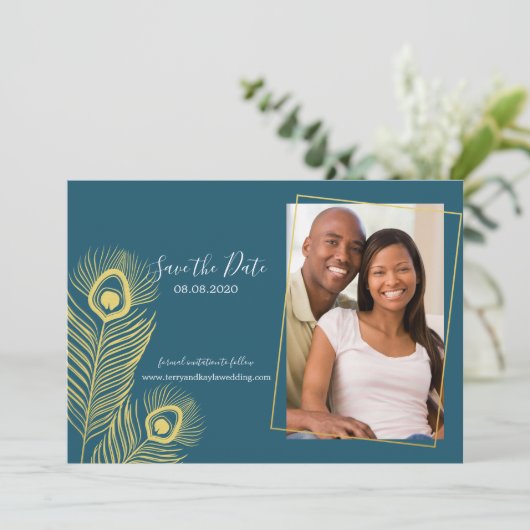 Elegante Gold Peacock Save the Date Hochzeit (Stehend Vorderseite)