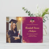 Elegante Gold & Red Graduation Ankündigungen (Stehend Vorderseite)