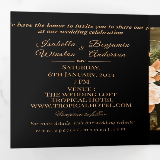 Elegante Gold Rose Black Wedding Dreifach Gefaltete Einladung (Innen Erste Seite)