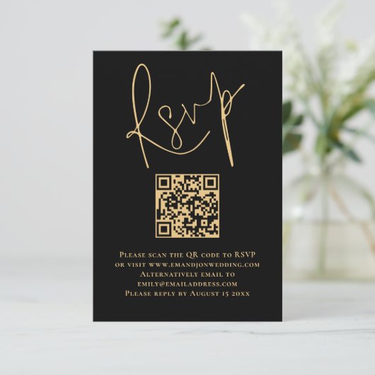 Elegante Gold Script Black QR Code Hochzeit RSVP (Stehend Vorderseite)