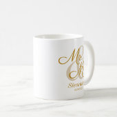 Elegante Gold Script Couple Wedding Geschenk Coffe Kaffeetasse (VorderseiteRechts)