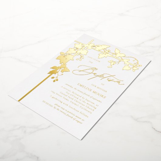 Elegante Gold Script Taufe Folieneinladung (Gedreht)