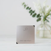 Elegante Gold Silver Monogram Modern Template Luxe Quadratische Visitenkarte (Stehend Vorderseite)