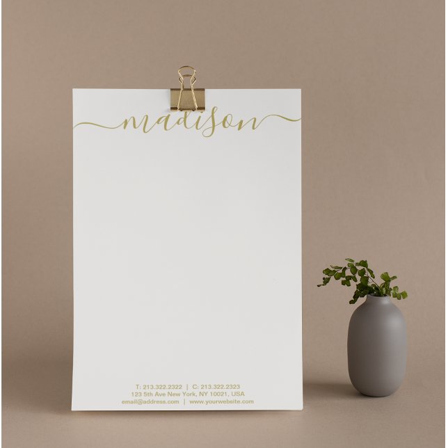 Elegante Gold Typografy Monogram Mail Briefbogen (Von Creator hochgeladen)