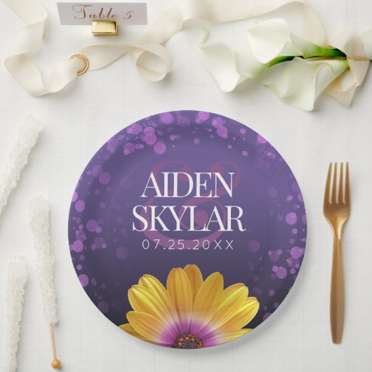 Elegante Golden Daisy mit Lila Glitzer Hochzeit Pappteller (Hochzeit)