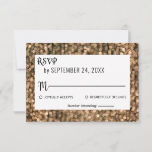 Elegante goldene Hochzeitslichter mit RSV RSVP Karte