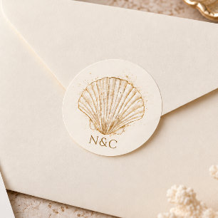 Elegante Goldene Muschelnamen Initialen Hochzeit Runder Aufkleber
