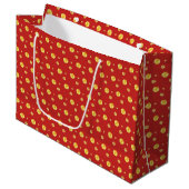Elegante goldene Polka Punkte auf rot Große Geschenktüte (Vorderseite Schrägansicht)