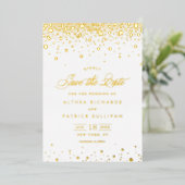 Elegante Goldfoil Confetti Dots Save the Date Folieneinladung (Stehend vorne)
