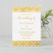 Elegante Goldfoil Damask White Wedding Folieneinladung (Stehend vorne)