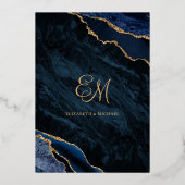 Elegante Goldfoil Navy Agate Marmorhochzeit Folieneinladung (Rückseite)