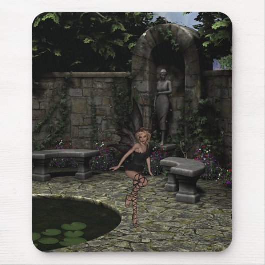 Elegante gotische Fee im Sommer-Garten Mousepad (Vorne)