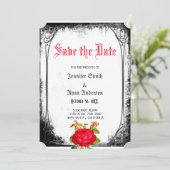 Elegante gotische rote Rosen Save the Date Einladung (Stehend Vorderseite)