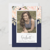 Elegante Graduate Simple Modern Foto Floral Einladung (Vorderseite)