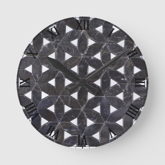 Elegante graue Mosaik Blume des Lebens Fliesenmust Runde Wanduhr (Vorderseite)