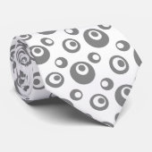 Elegante graue Punkte auf weißem Hintergrund Krawatte (Gerollt)