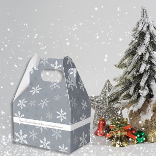 Elegante Gray Snowflakes Holidays Geschenkschachtel