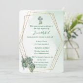 Elegante Green & Gold Cross Taufe Einladung (Stehend Vorderseite)