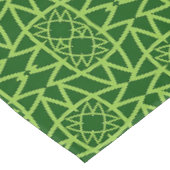 Elegante grüne geometrische Muster Tischdecke (Schrägansicht)