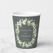 Elegante grüne Snowberry+Eucalyptus Wreath Wedding Pappbecher (Vorderseite)