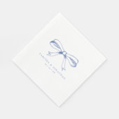 Elegante Hand Drawn Blue Bow Wedding Serviette (Ecke)
