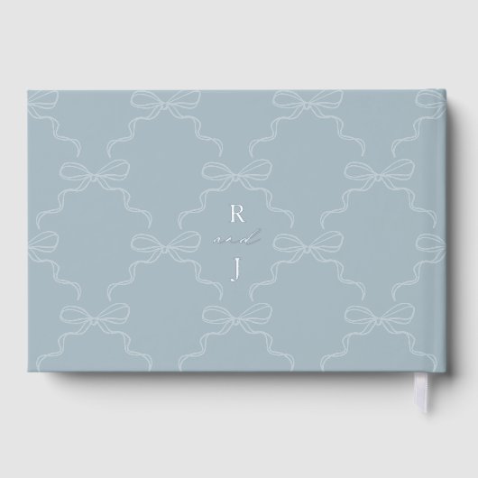 Elegante handgezeichnete Bow & Ribbon Monogram Hoc Gästebuch (Rückseite)