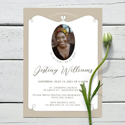 Elegante Heart Frame Love Memory Foto Beerdigung Einladung