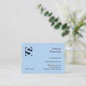 Elegante hellblaue Monogramm Visitenkarte (Stehend Vorderseite)