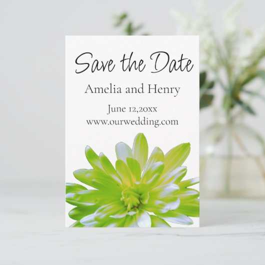 Elegante hellgrüne Blume mit Blumen Save The Date (Stehend Vorderseite)
