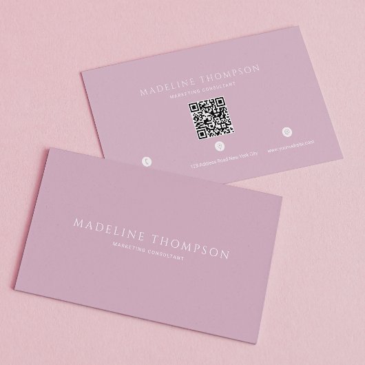 Elegante Helllila Minimalist QR-Code Visitenkarte