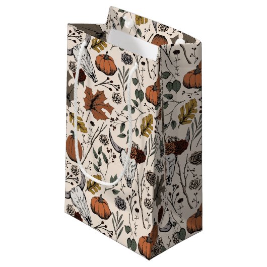 Elegante Herbsternte und Kuhschädel Kleine Geschenktüte (Vorderseite Schrägansicht)