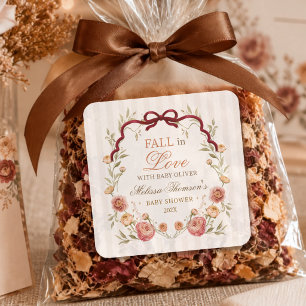 Elegante herbstliche Blumen-Baby-Shower 'Verliebe Quadratischer Aufkleber