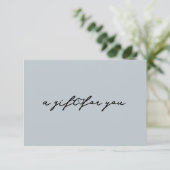 Elegante Herz Beauty Geschenkgutschein Einladung (Stehend Vorderseite)