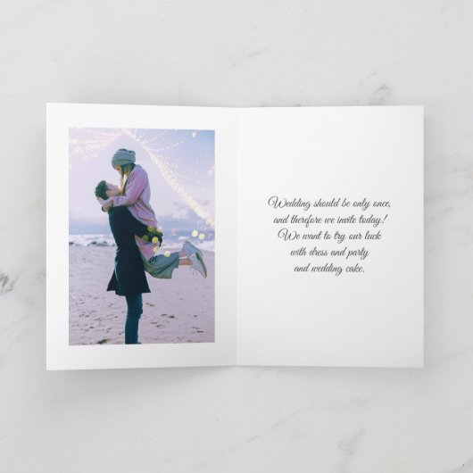 Elegante Hochzeit am Floral Ocean Beach Einladung (Innenseite)