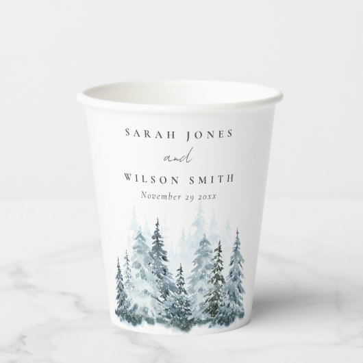 Elegante Hochzeit im Winterwald Pine Pappbecher (Vorderseite)