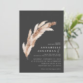 Elegante Hochzeit mit braunem Pampasgras Einladung (Stehend Vorderseite)