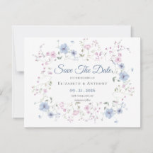 Elegante Hochzeit mit rosa und staubblauen Blumen