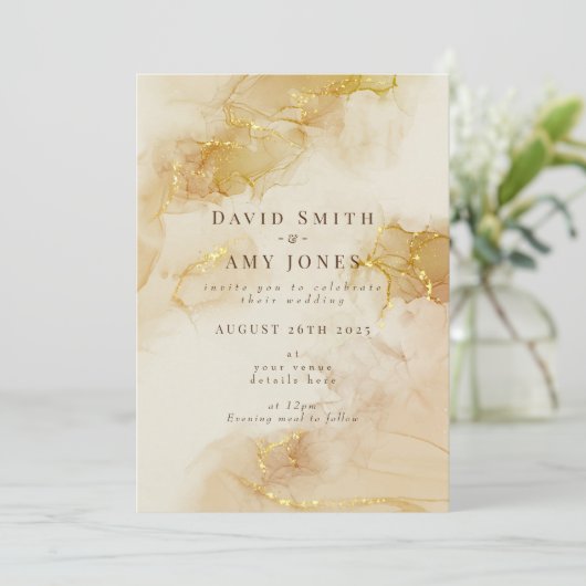 Elegante Hochzeitseinladung mit goldenem Hintergru Einladung (Stehend Vorderseite)
